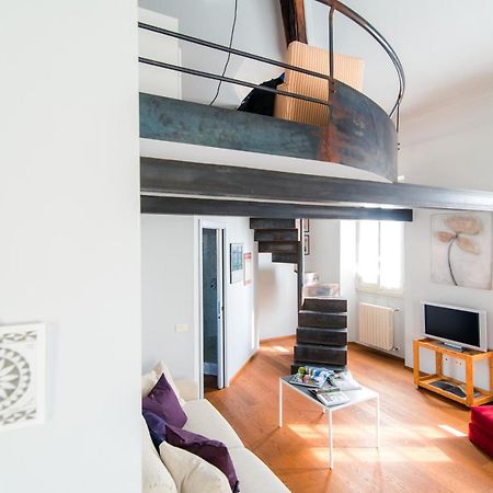 Antica Via Volta - The House Of Travelers Apartment Como Luaran gambar